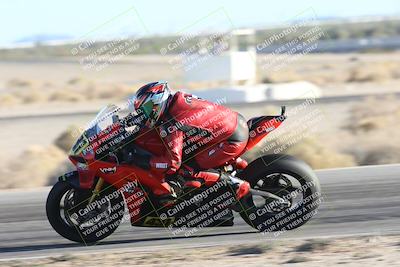 media/Dec-07-2025-CVMA (Sun) [[3e7d2de5dc]]/Race 15-Amateur Formula Open/